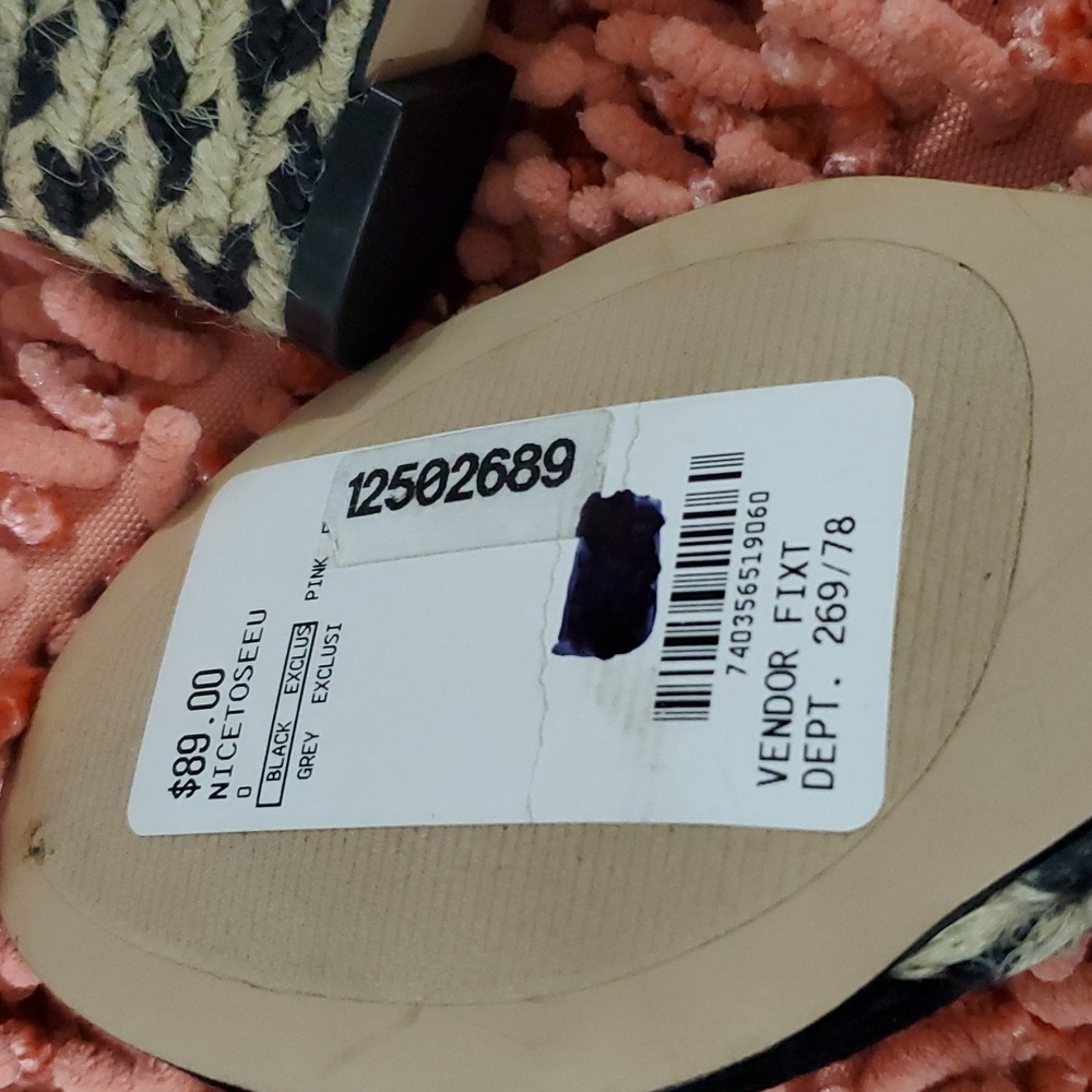 Shoes - Picture 6 of 6